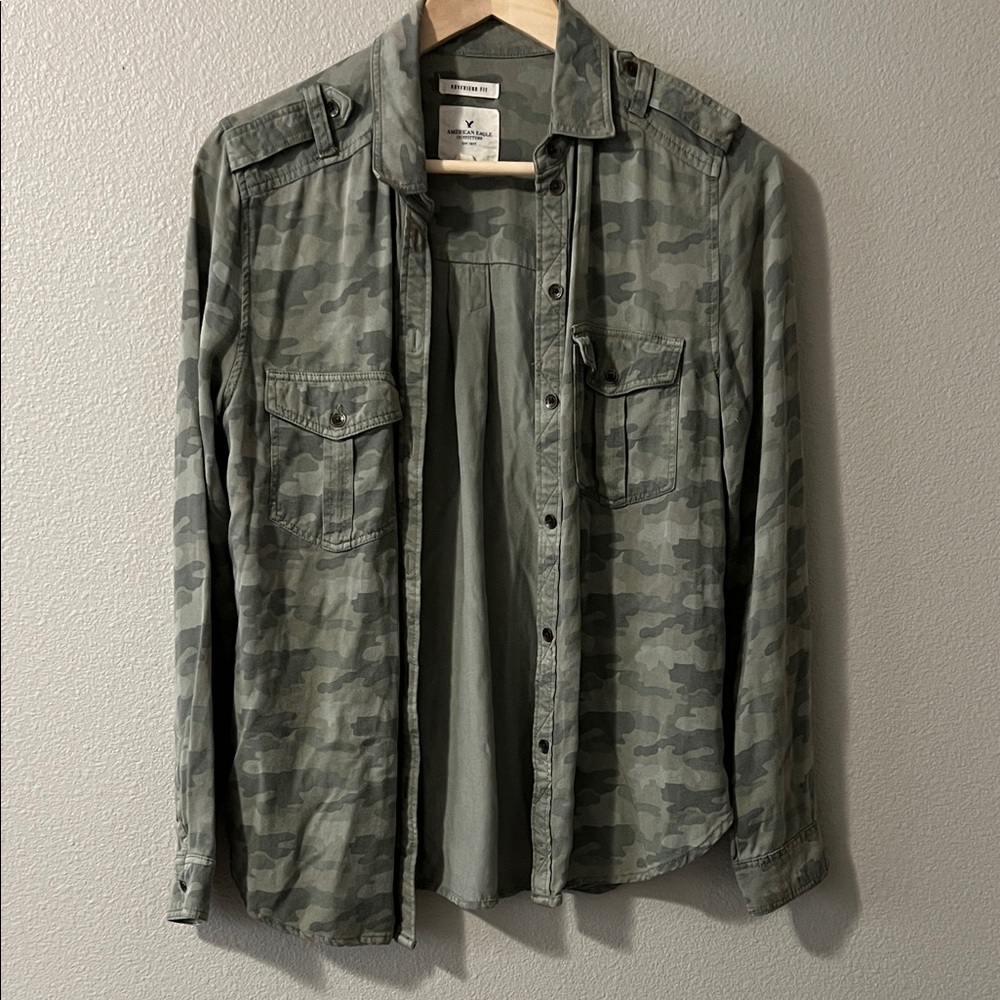 American Eagle Outfitters Women’s Camouflage Button-Up Shirt